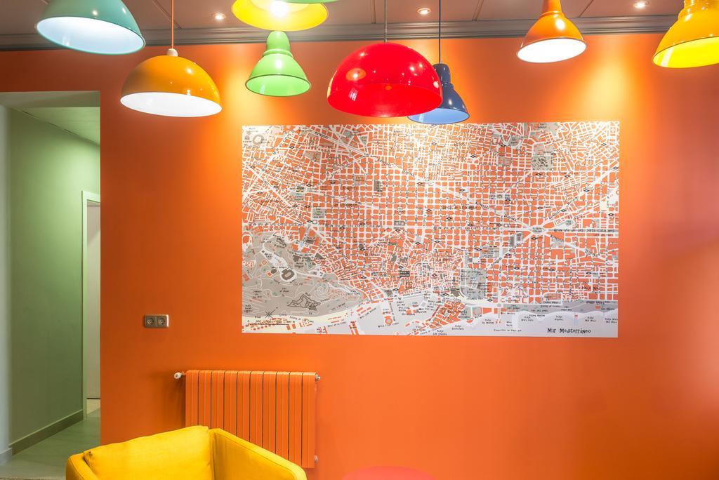 Hostal Benidorm Barcelona Buitenkant foto